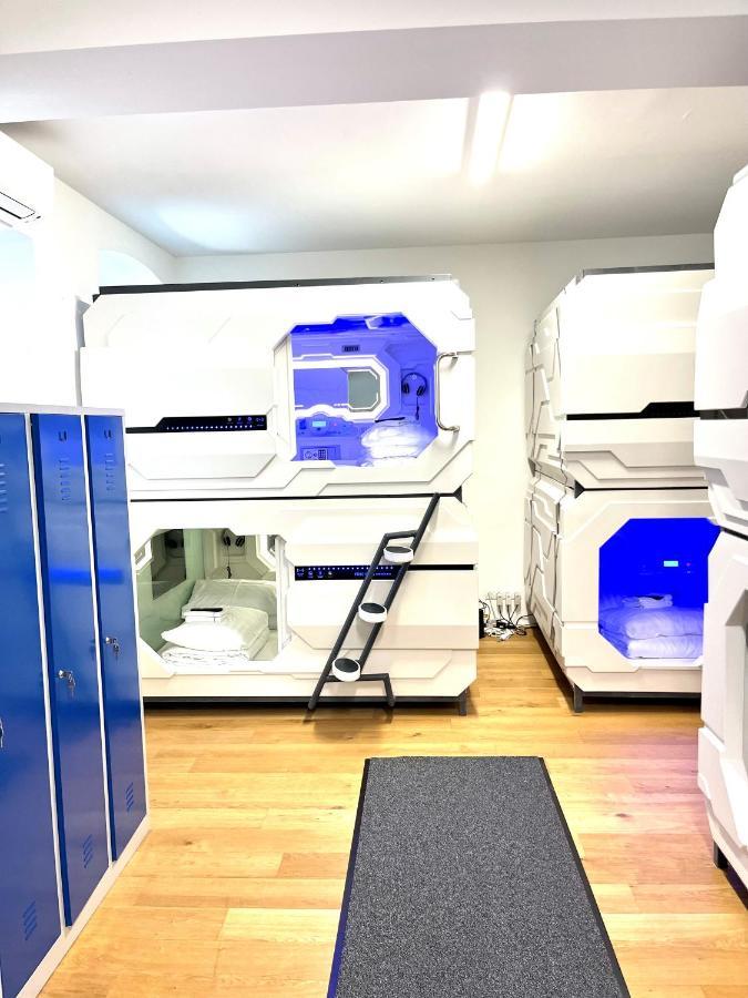 Space - Prater Albergue Viena
